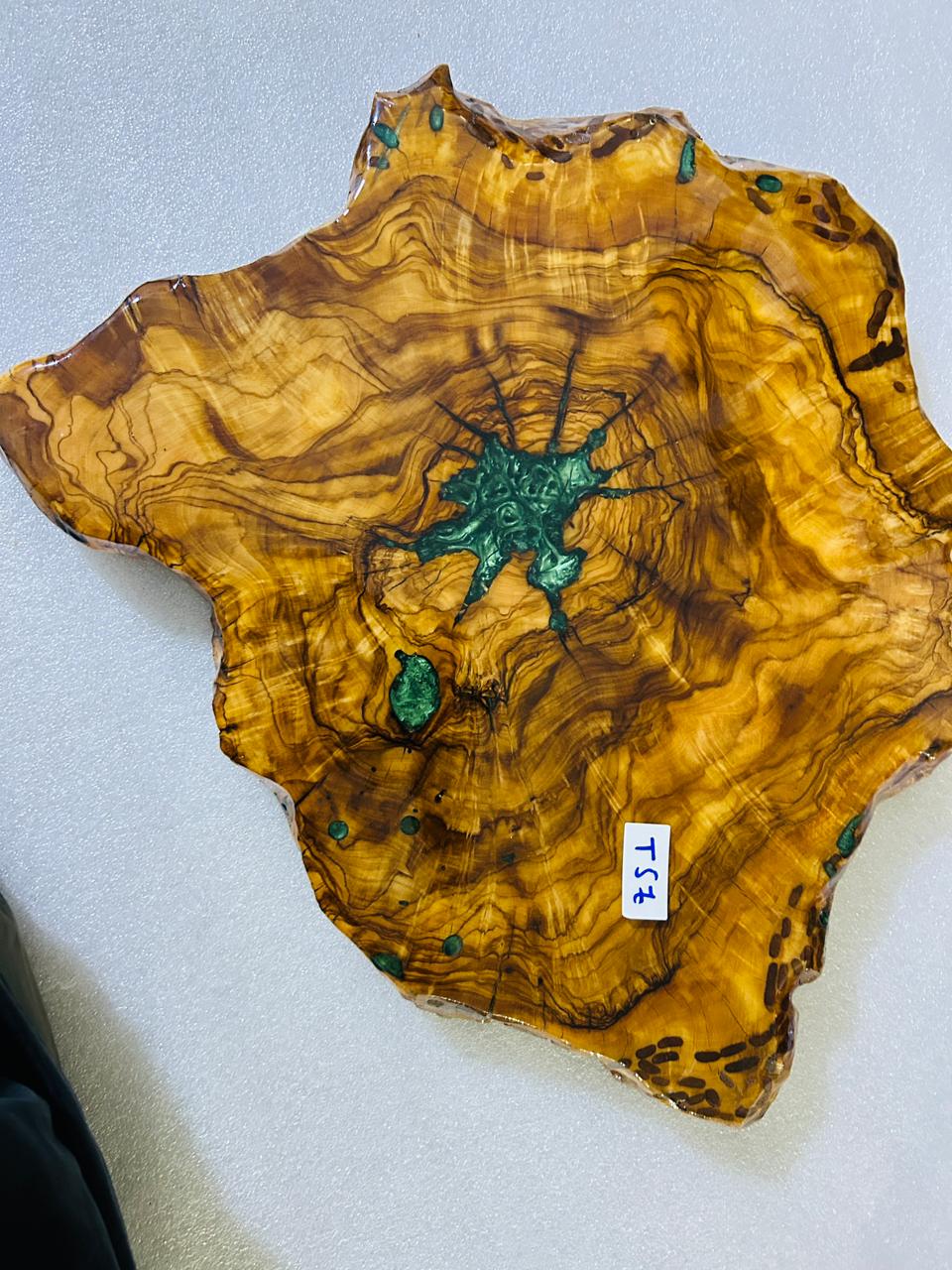 Live Edge Olive Wood Resin Side Table – Emerald Green Star Resin, 19.7 × 15 in (One of a Kind, T57) 10NPt0uvDoQIbQl5uQI8sqBO0zSDuTTnc