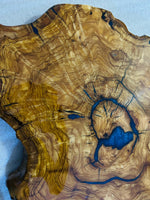 Live Edge Olive Wood Resin Side Table – Blue Resin Ring, 23.6 × 18.5 in (One of a Kind, T65) 157BYXQDacPtMlQvhvypleWT13747f_5