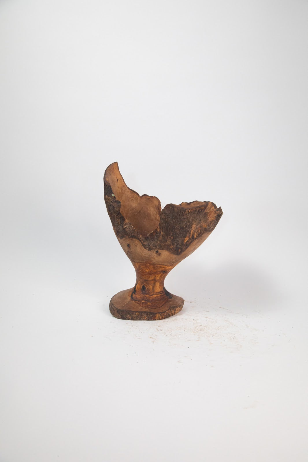 Olive Wood Centerpiece Bowl – Hand-Carved Root Burl Sculpture, 11.8 × 8.7 × 14.6 in (One of a Kind, No. 088) 19ANrp8QfzZdBzIEX-OWJgyPLfNsM6Z_B
