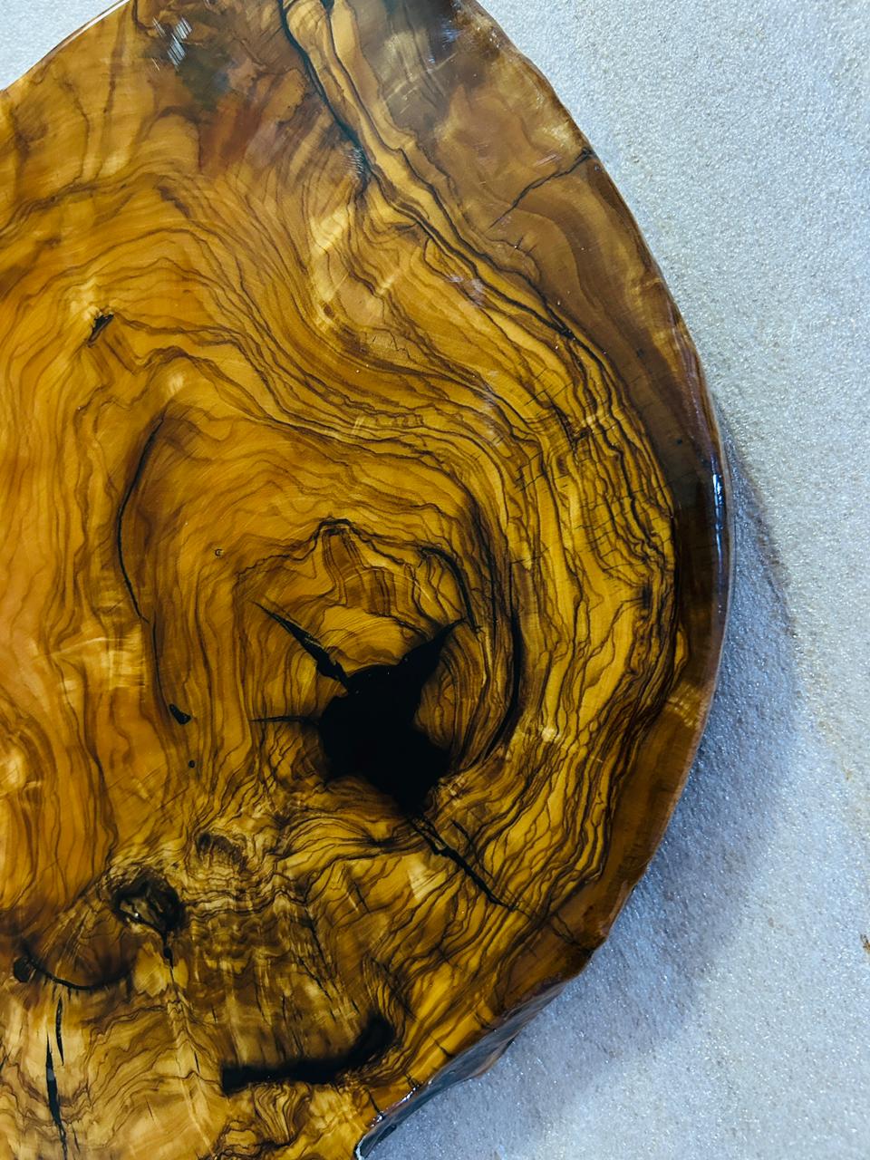 Live Edge Olive Wood Resin Side Table – Black Resin Burl, 16.9 × 13 in (One of a Kind, T50) 19SMYgbKBW_1dycvJ68OW3PvuPznQsbGf