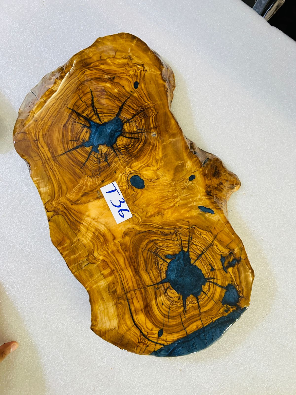 Live Edge Olive Wood Resin Side Table – Blue Starburst Resin, 23.6 × 14.6 in (One of a Kind, T36) 1FyLtcgsGtZpb8a-0qHMWmNvOQTYhBuXW