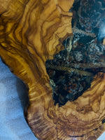 Live Edge Olive Wood Resin Side Table – Pine Cone Black Resin, 20.9 × 12.6 in (One of a Kind, T53) 1M43QBj-higVJUQfWanG_Tjz6GF4aTj26