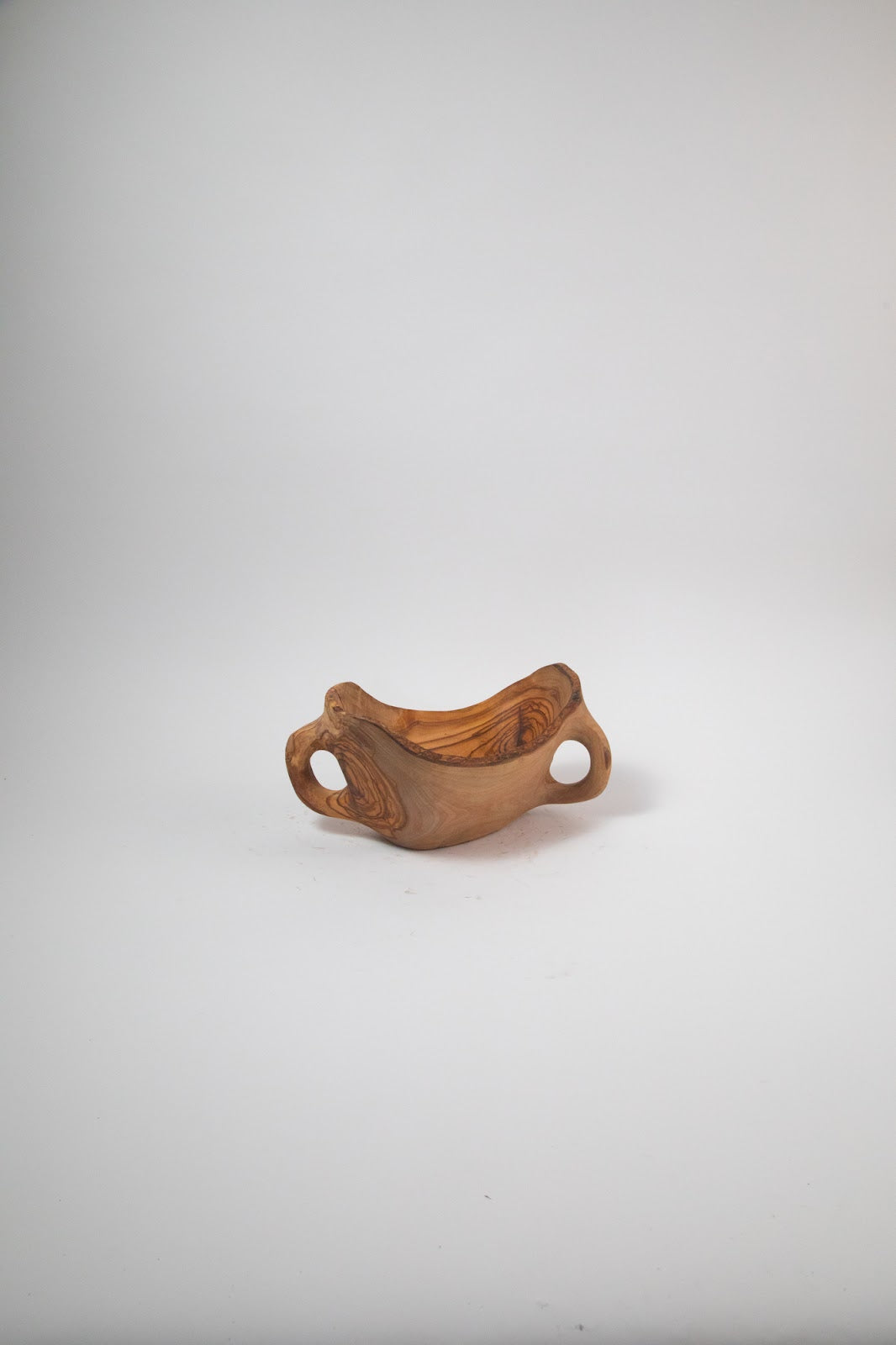 Olive Wood Centerpiece Bowl – Hand-Carved Root Burl Sculpture, 11.6 × 6.5 × 6.3 in (One of a Kind, No. 002) 1N8vUtp_ku3VnU1ffuoZsU9VlwnU7EggE