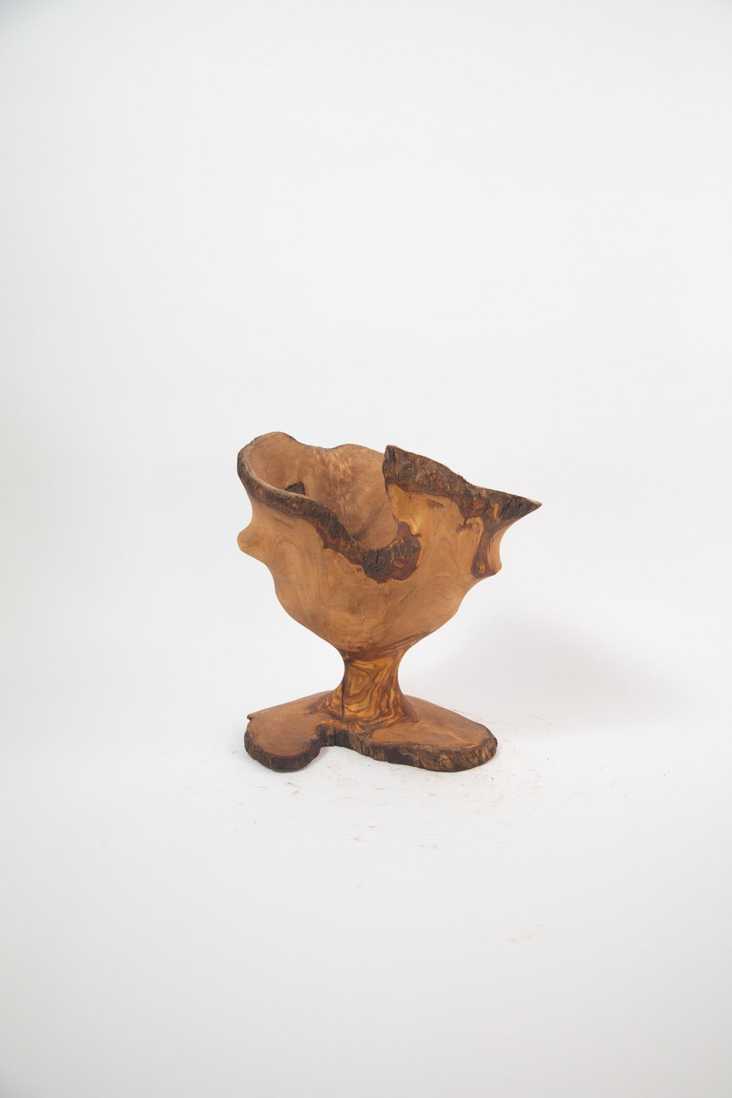 Olive Wood Centerpiece Bowl – Hand-Carved Root Burl Sculpture, 11.8 × 7.1 × 12.6 in (One of a Kind, No. 036) 1NXN2q31la45KNdPGz7s6WXeyzfPfxwE2