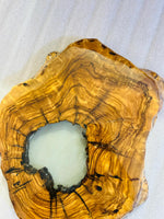 Live Edge Olive Wood Resin Side Table – White Resin Center, 15.7 × 14.2 in (One of a Kind, T84) 1NZ02c7oUViu1VSJC2NiqAw0qsk9lc5MM