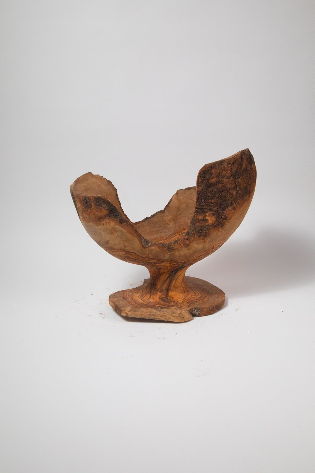 Olive Wood Centerpiece Bowl – Hand-Carved Root Burl Sculpture, 16.1 × 8.7 × 14.2 in (One of a Kind, No. 116) 1SxYZZ6Iu_T0Vf5pjX5rvEW3tGmPd_p9z