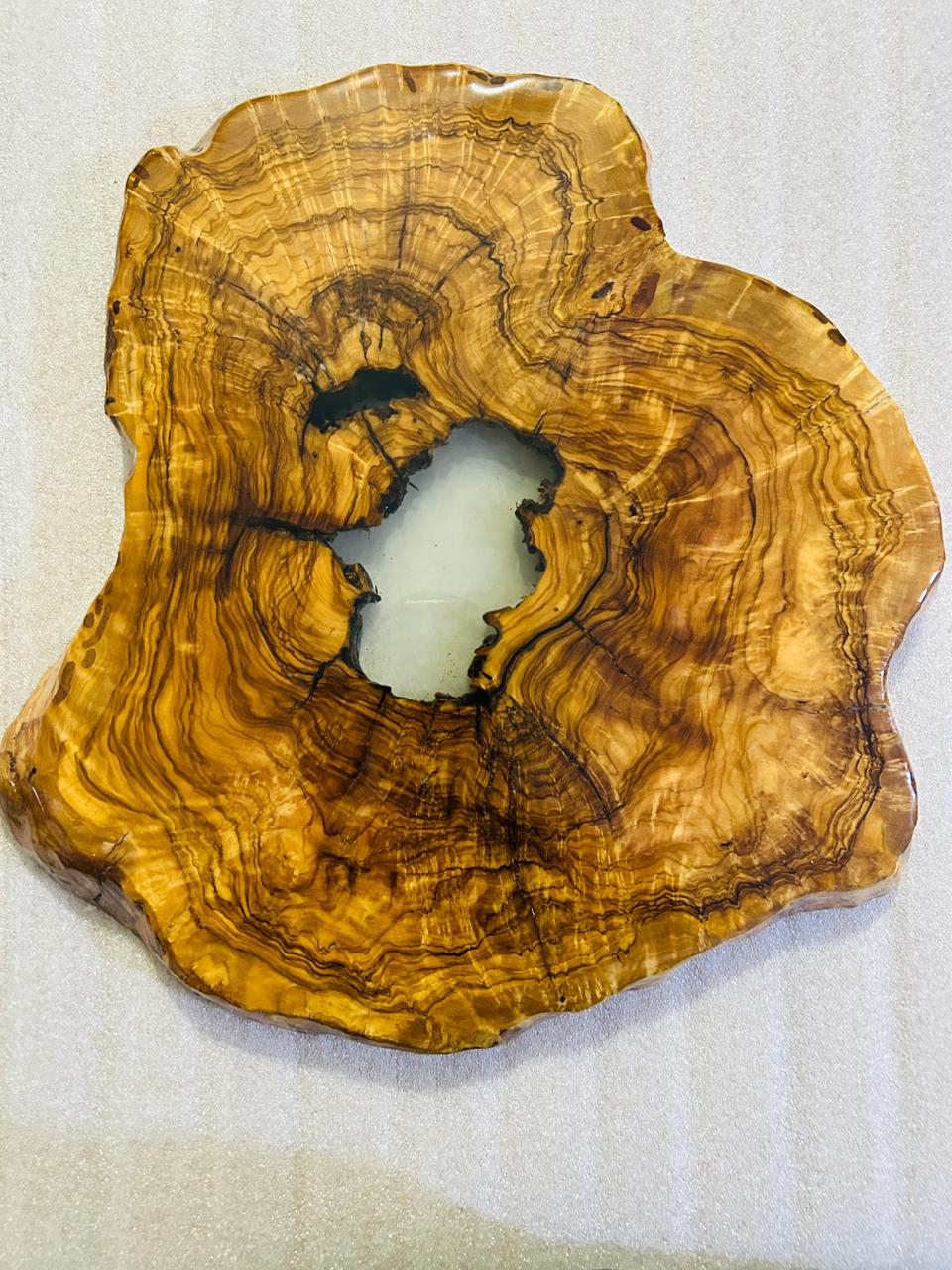 Live Edge Olive Wood Resin Side Table – White Resin Center, 19.7 × 17.7 in (One of a Kind, T59) 1T4nXs5U99NnDklndbH_OlT3gZjuXg6SI