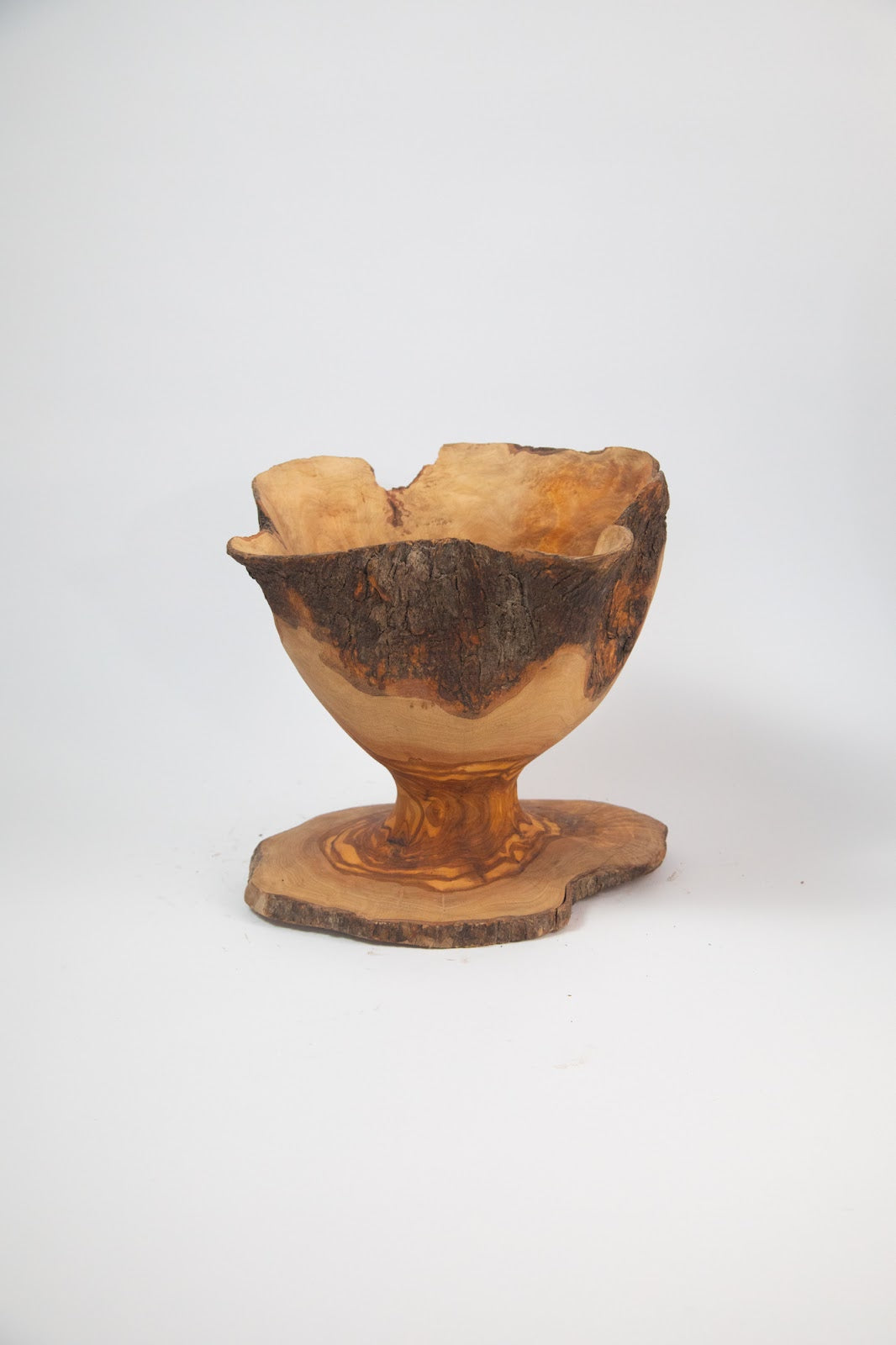 Olive Wood Centerpiece Bowl – Hand-Carved Root Burl Sculpture, 14.6 × 9.4 × 13 in (One of a Kind, No. 126) 1TL0XcRzHi7PkaEz_uG4HR_nFH-rtT7DC