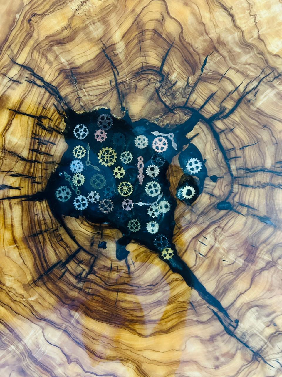 Live Edge Olive Wood Resin Side Table – Black Resin Steampunk Gears, 23.6 × 16.9 in (One of a Kind, T83) 1XOomUCakbtdBsY_ZdHzTixJBVt6VY95Z