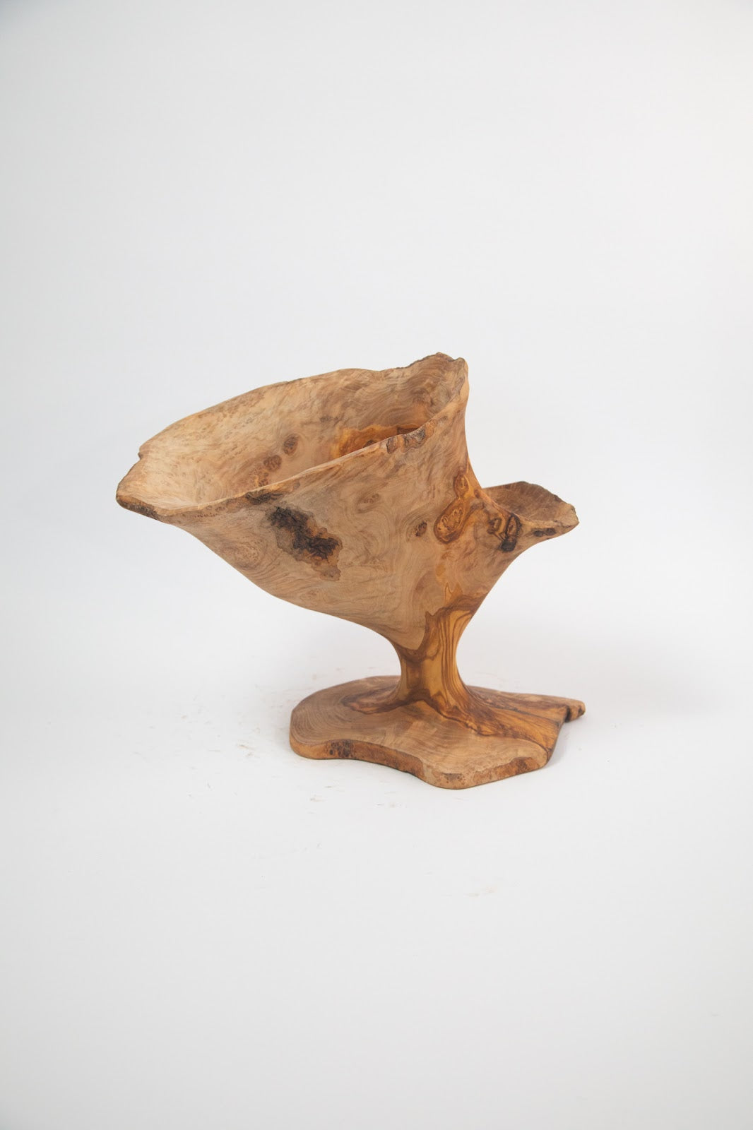 Olive Wood Centerpiece Bowl – Hand-Carved Root Burl Sculpture, 16.9 × 11.4 × 14.2 in (One of a Kind, No. 118) 1XSDk9r10ZSz_aEb-PnGDgPo9BO-T4gTw