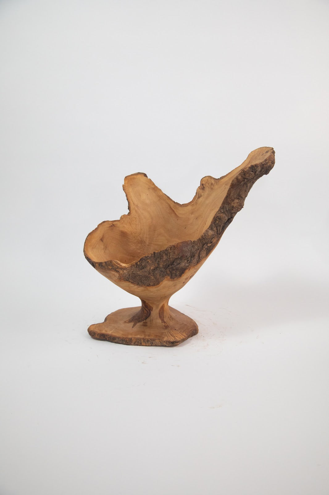 Olive Wood Centerpiece Bowl – Hand-Carved Root Burl Sculpture, 15.7 × 9.4 × 15.7 in (One of a Kind, No. 127) 1ZlDdLKvQkiVHRLSCs6DcxRqru8Tb8W3b