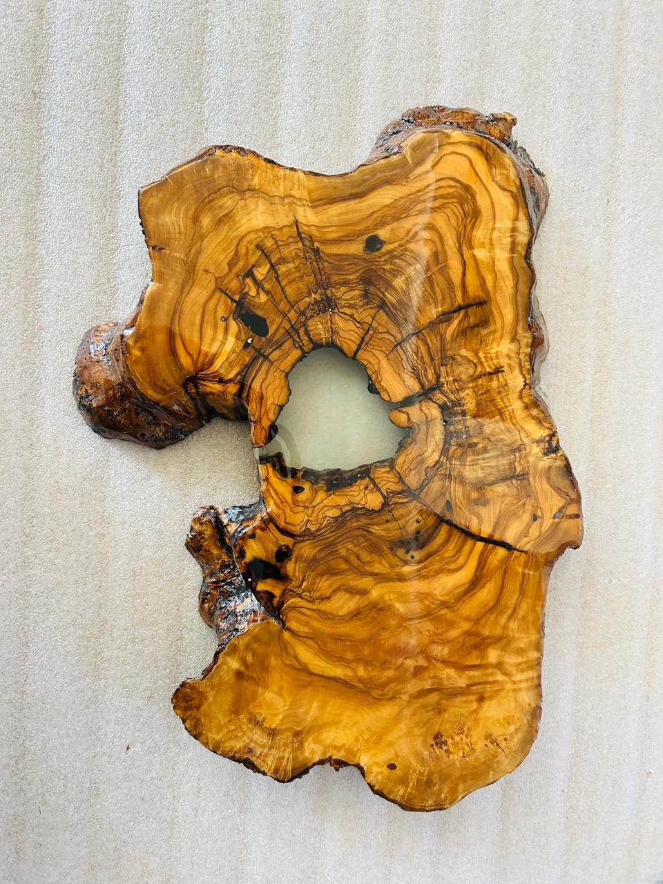 Live Edge Olive Wood Resin Side Table – White Resin Live Edge, 18.1 × 13 in (One of a Kind, T85) 1ZxjzyX7ywX-6C0OtGiCSh_OSF58XQnOm