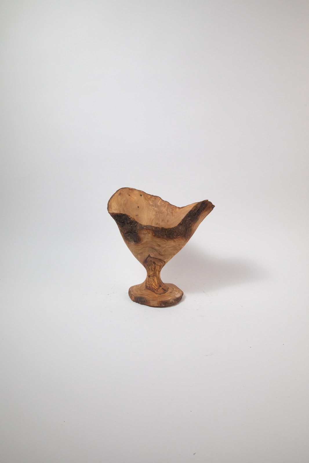 Olive Wood Centerpiece Bowl – Hand-Carved Root Burl Sculpture, 11.4 × 7.9 × 11.8 in (One of a Kind, No. 019) 1_cpZqWrnNTXNDOIHiwMrIFacco9q0AYl