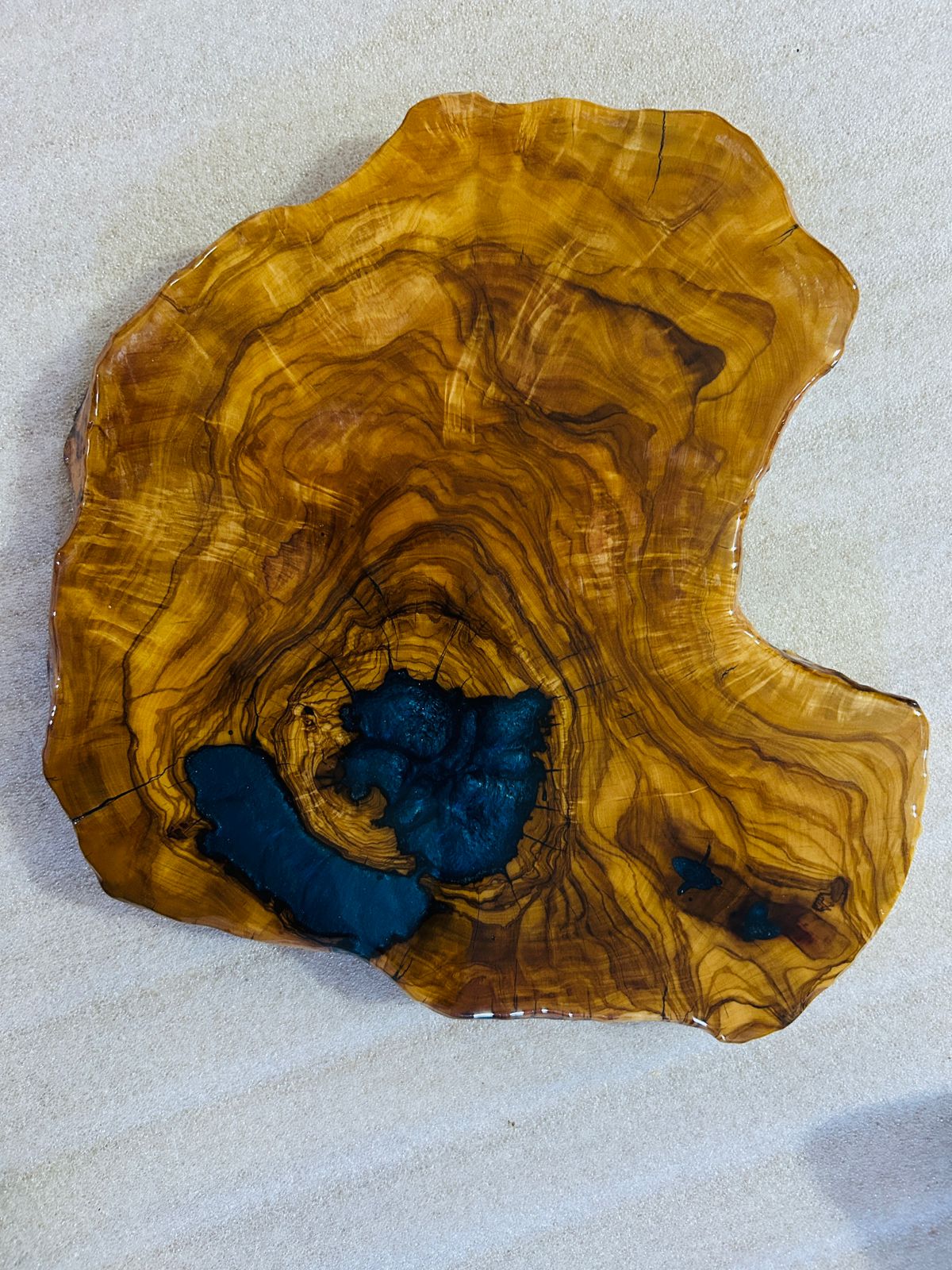 Live Edge Olive Wood Resin Side Table – Blue Resin Inlay, 14.2 × 12.6 in (One of a Kind, T22) 1_wUhRlnDz3FIasYG-7-HmklemvofkUCu