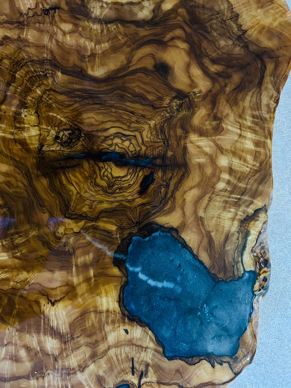 Live Edge Olive Wood Resin Side Table – Blue Resin Pools, 24.8 × 17.3 in (One of a Kind, T62) 1b7jUoOktB3IaVCqo7rTzRJW6XhR8zPLy