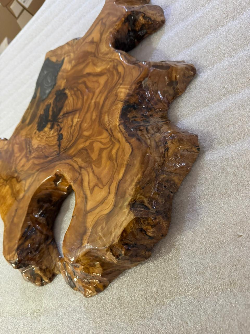 Live Edge Olive Wood Resin Side Table – Burl Live Edge Resin, 19.7 × 17.7 in (One of a Kind, T48) 1dBp44XQQ9ctfrYMZzqNxdXVSA53JzKUB