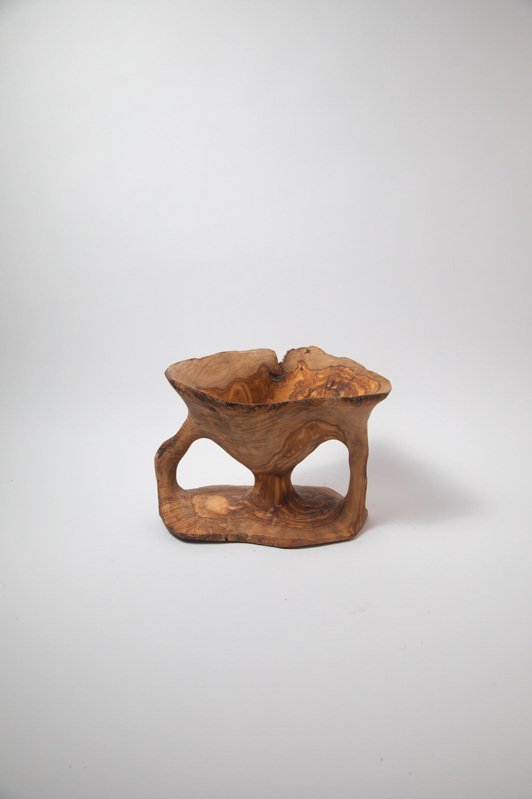 Olive Wood Centerpiece Bowl – Hand-Carved Root Burl Sculpture, 14.6 × 9.4 × 10.2 in (One of a Kind, No. 060) 1gdyEl8xCWo2ck3Uz8eP_TkGrKhjX5R0j
