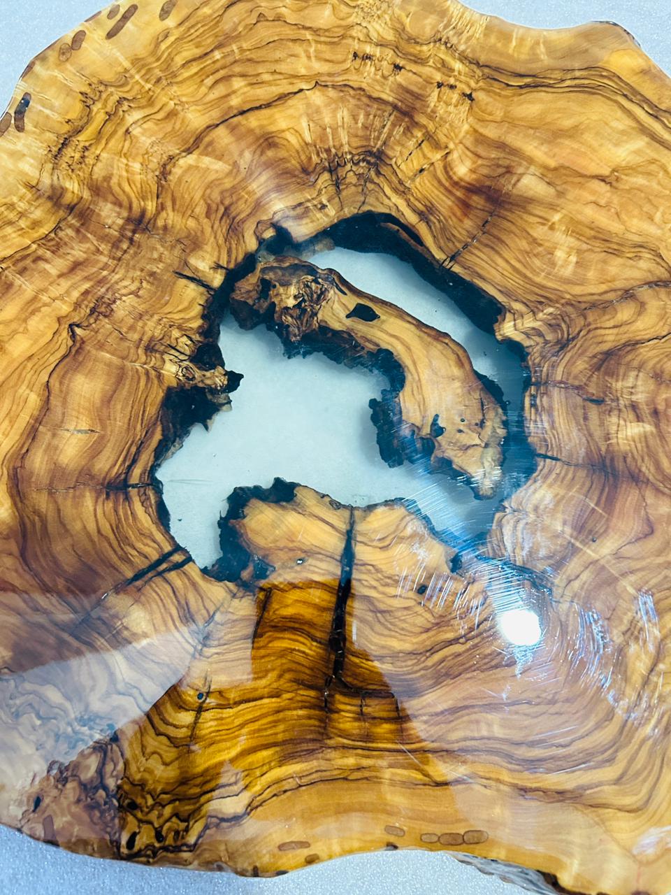 Live Edge Olive Wood Resin Side Table – White Resin Center, 18.9 × 16.1 in (One of a Kind, T89) 1lq8xBA5IuF_HBH4OSMukqavn1N6kKHfU