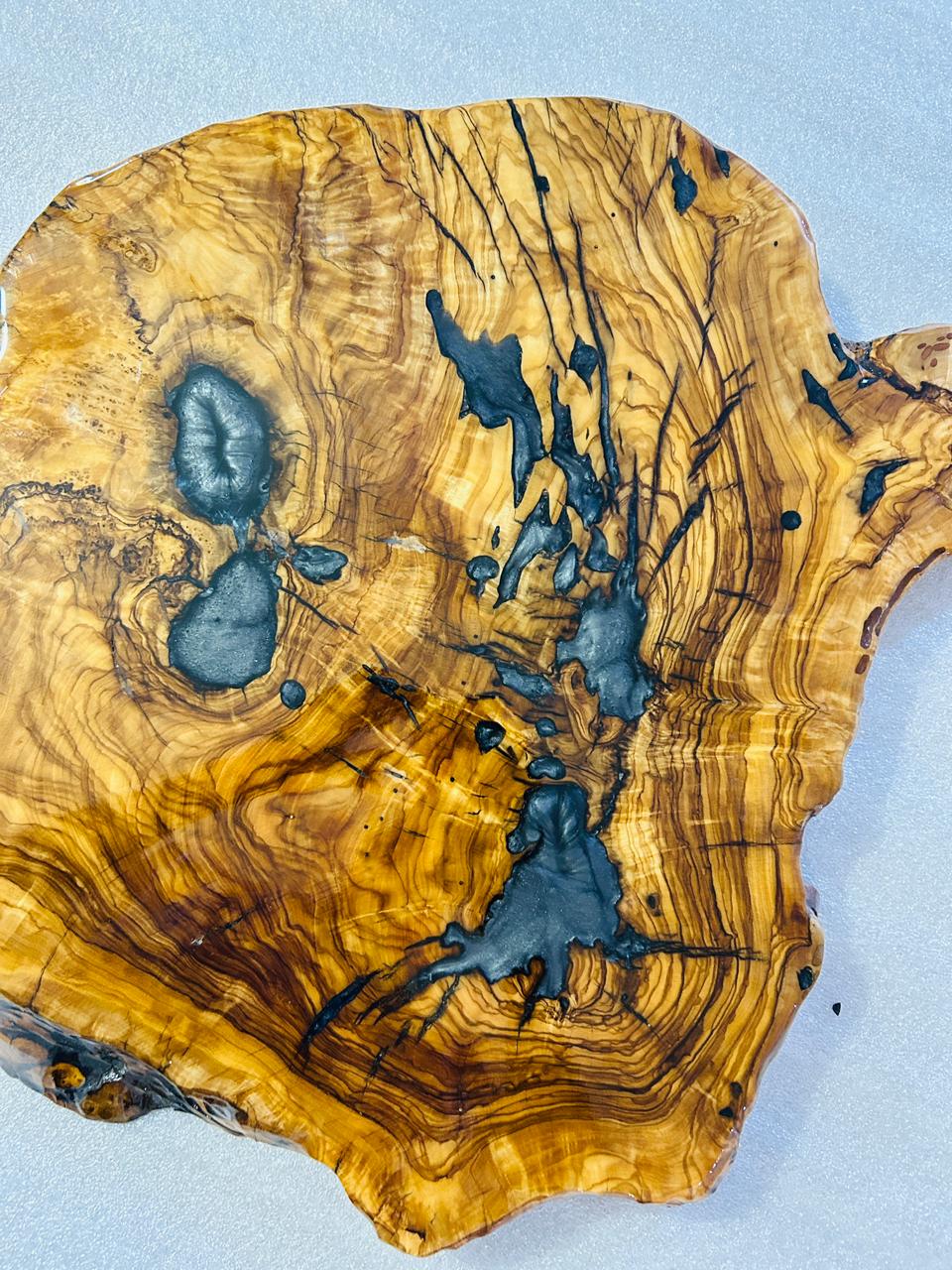 Live Edge Olive Wood Resin Small Coffee Table – Blue Grey Resin, 25.6 × 19.3 in (One of a Kind, T73) 1nV7XTvShjj6dTzaON577RYa1BY6r8NbD
