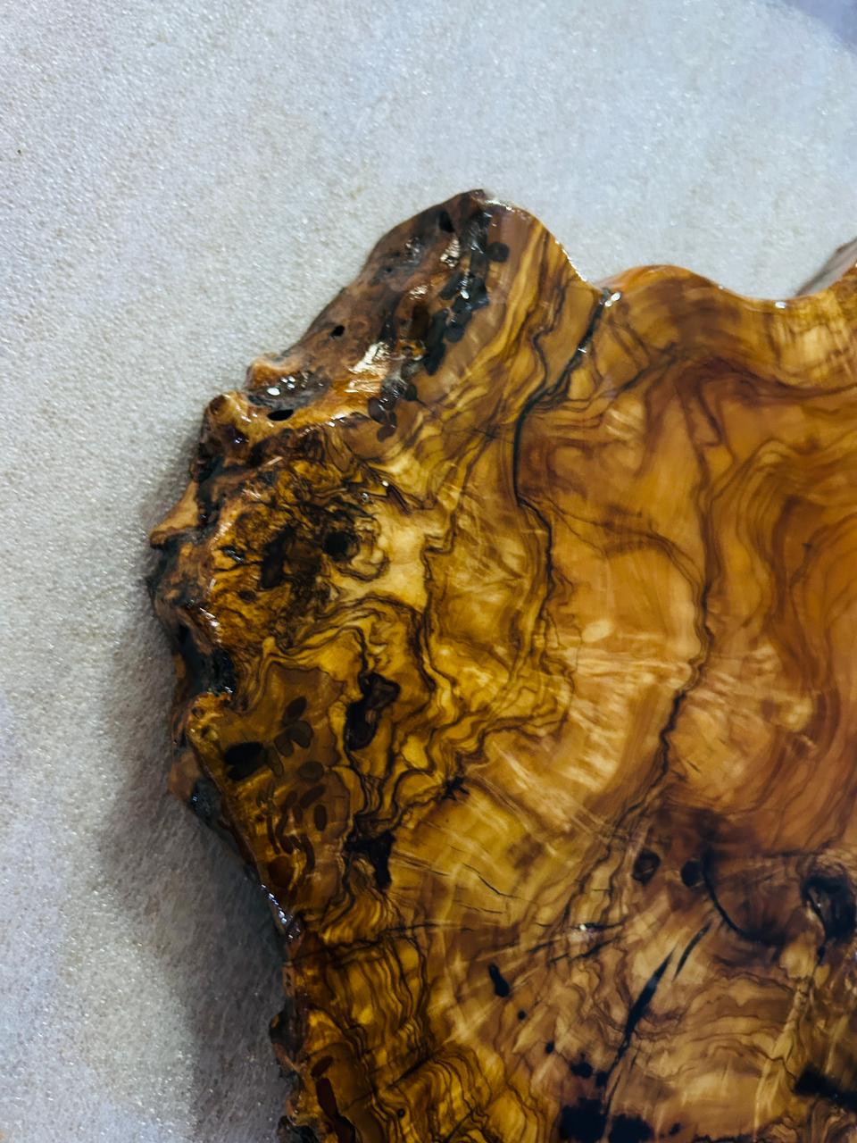 Live Edge Olive Wood Resin Side Table – Black Resin Burl, 16.9 × 13 in (One of a Kind, T50) 1r9uA50YldkycPH04duLjp0e2pJIKVuuj