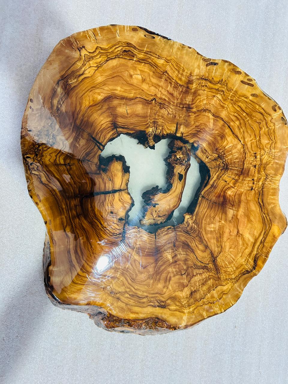 Live Edge Olive Wood Resin Side Table – White Resin Center, 18.9 × 16.1 in (One of a Kind, T89) 1t0yu7u2eIvcwJhRl_67Xo8_4xNL68-PU