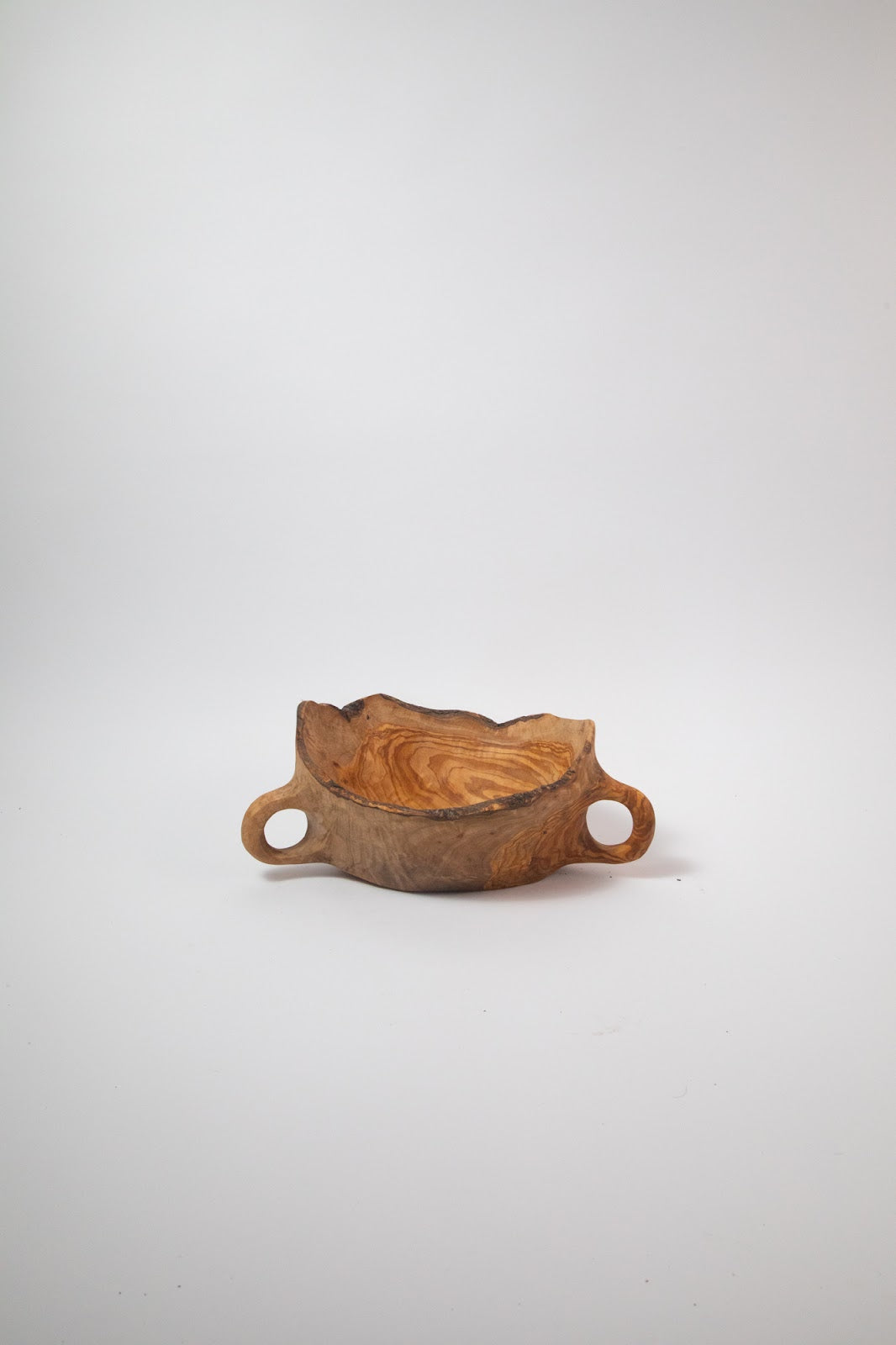 Olive Wood Centerpiece Bowl – Hand-Carved Root Burl Sculpture, 15.7 × 9.4 × 5.7 in (One of a Kind, No. 038) 1vmY9d6XtLBDg6TibKgv0U8tiD7ERyF1M
