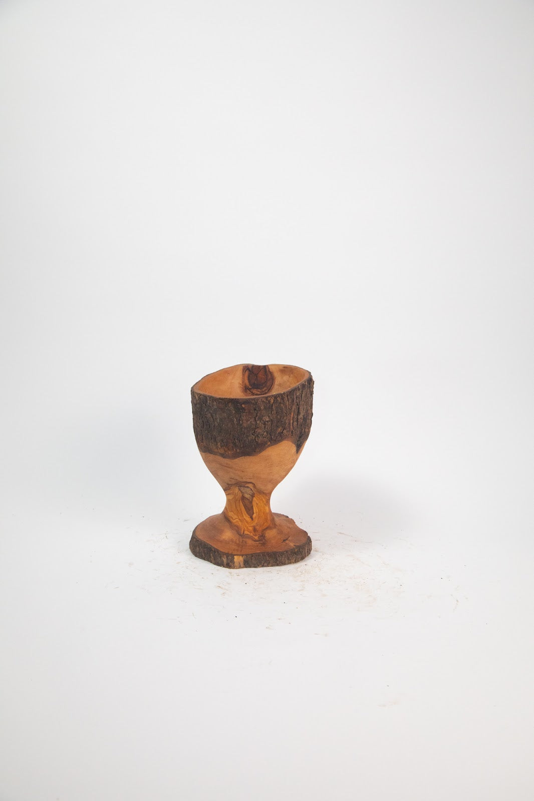 Olive Wood Centerpiece Bowl – Hand-Carved Root Burl Sculpture, 7.1 × 6.1 × 9.8 in (One of a Kind, No. 083) 1wVMWS5mkekQGyFrxL-5hsWa16AgylAYU