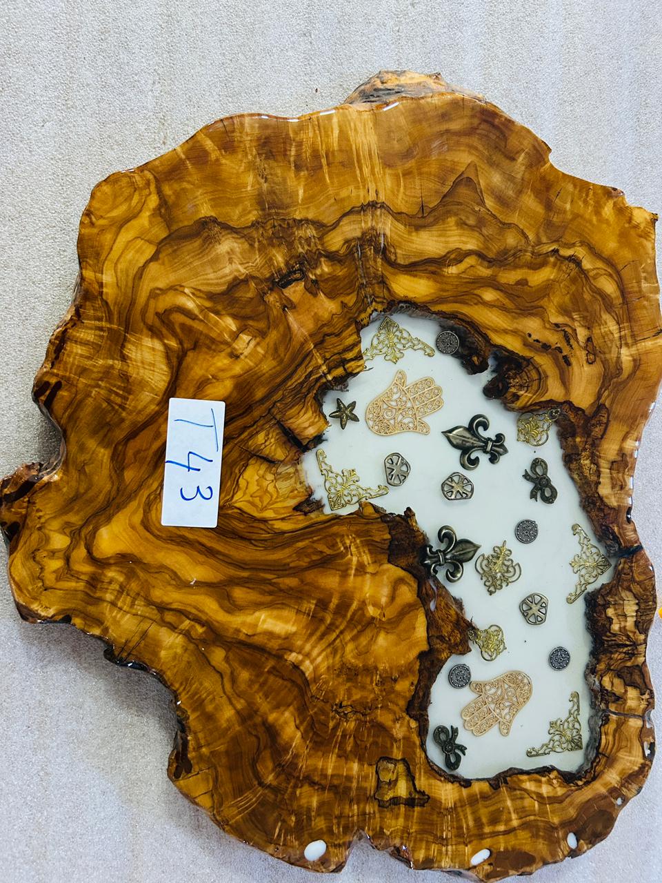 Live Edge Olive Wood Resin Side Table – White Resin Vintage Charms, 18.5 × 14.6 in (One of a Kind, T43) 1xzMCElLrh3iXBumUrCqXtUwqixMAOLhL