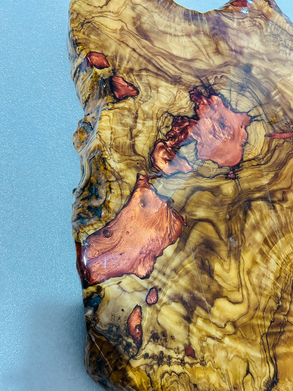Live Edge Olive Wood Resin Side Table – Copper Resin Burl, 23.6 × 17.7 in (One of a Kind, T98) 1yAQwX32JPLOfMB_fwj_0igqBEJU5BIPv