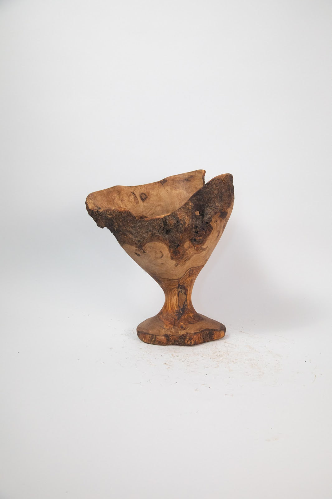 Olive Wood Centerpiece Bowl – Hand-Carved Root Burl Sculpture, 13 × 9.8 × 14.8 in (One of a Kind, No. 094) 1yfOjC1fs6yhH0xJghD5h8wxp_yU9nOa0