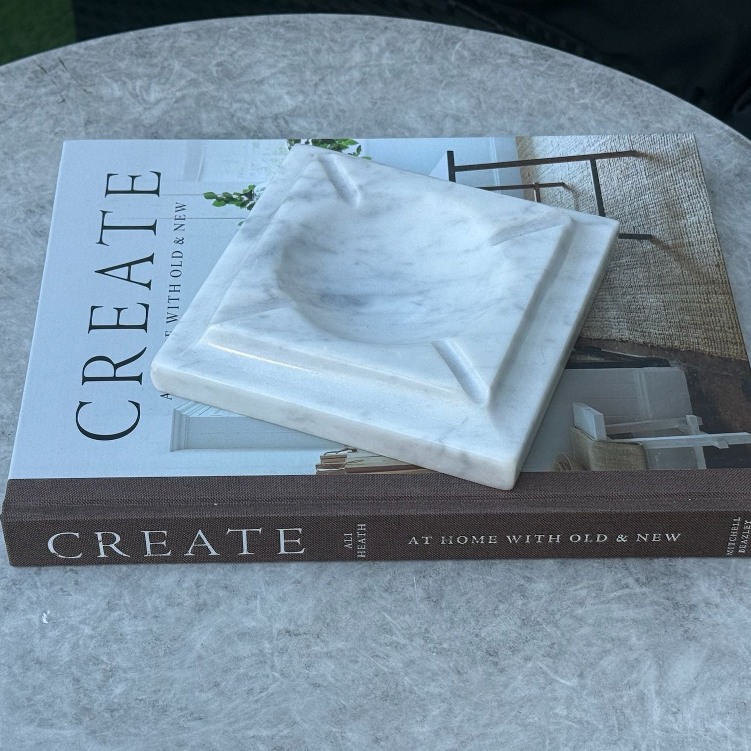 Marble Square Ashtray – Modern