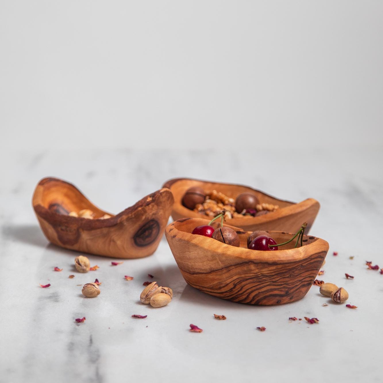 Set of 3 Olive Wood Nesting Boat Bowls – Handmade Rustic Canoe – Shaped Serving Dish – Natural Wood Serving Tray – Artisan Tableware Gift