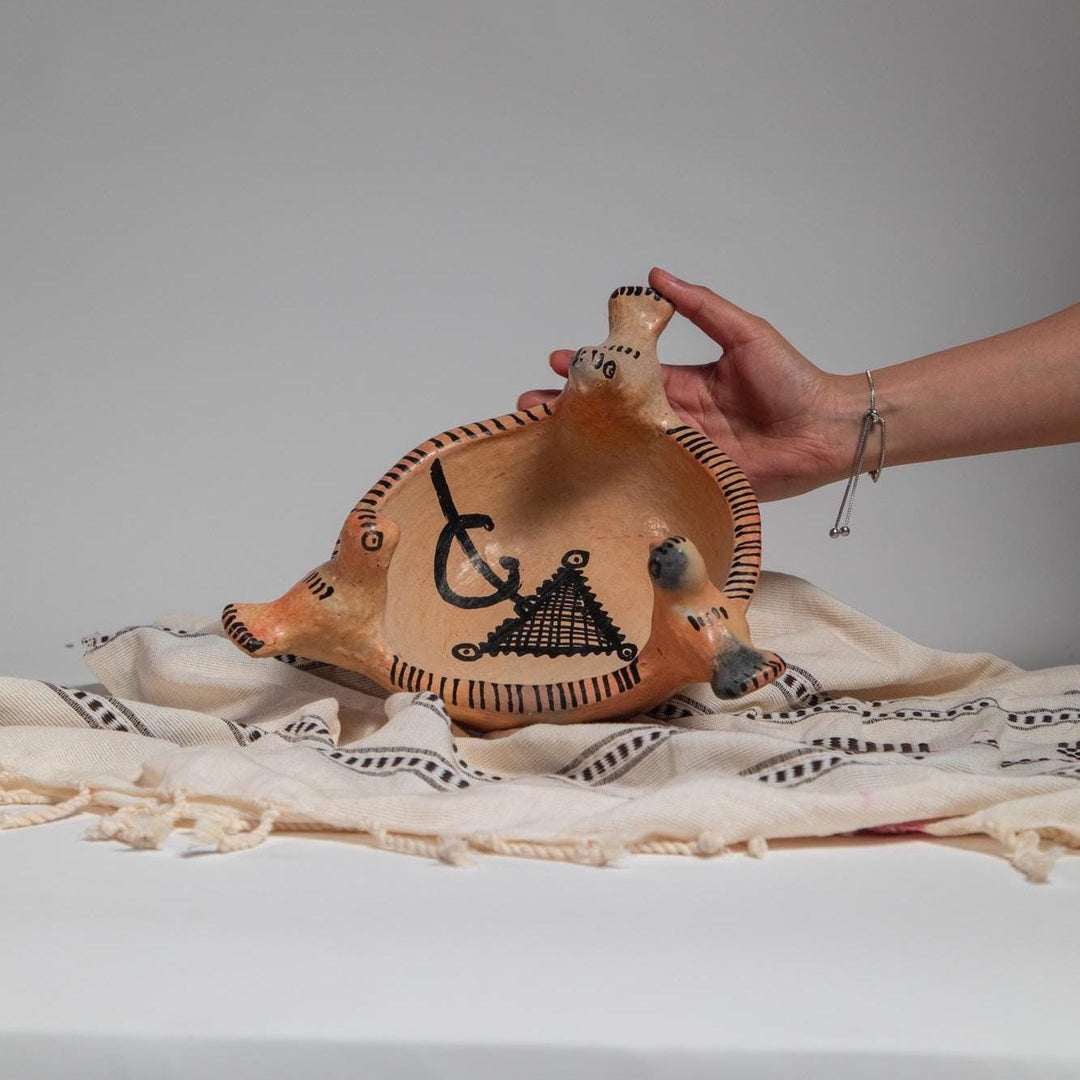 Handmade Pottery Bowl with Bird Motif – Decorative Ceramic Dish – Traditional Clay Art – Boho Centerpiece – Cultural Gift