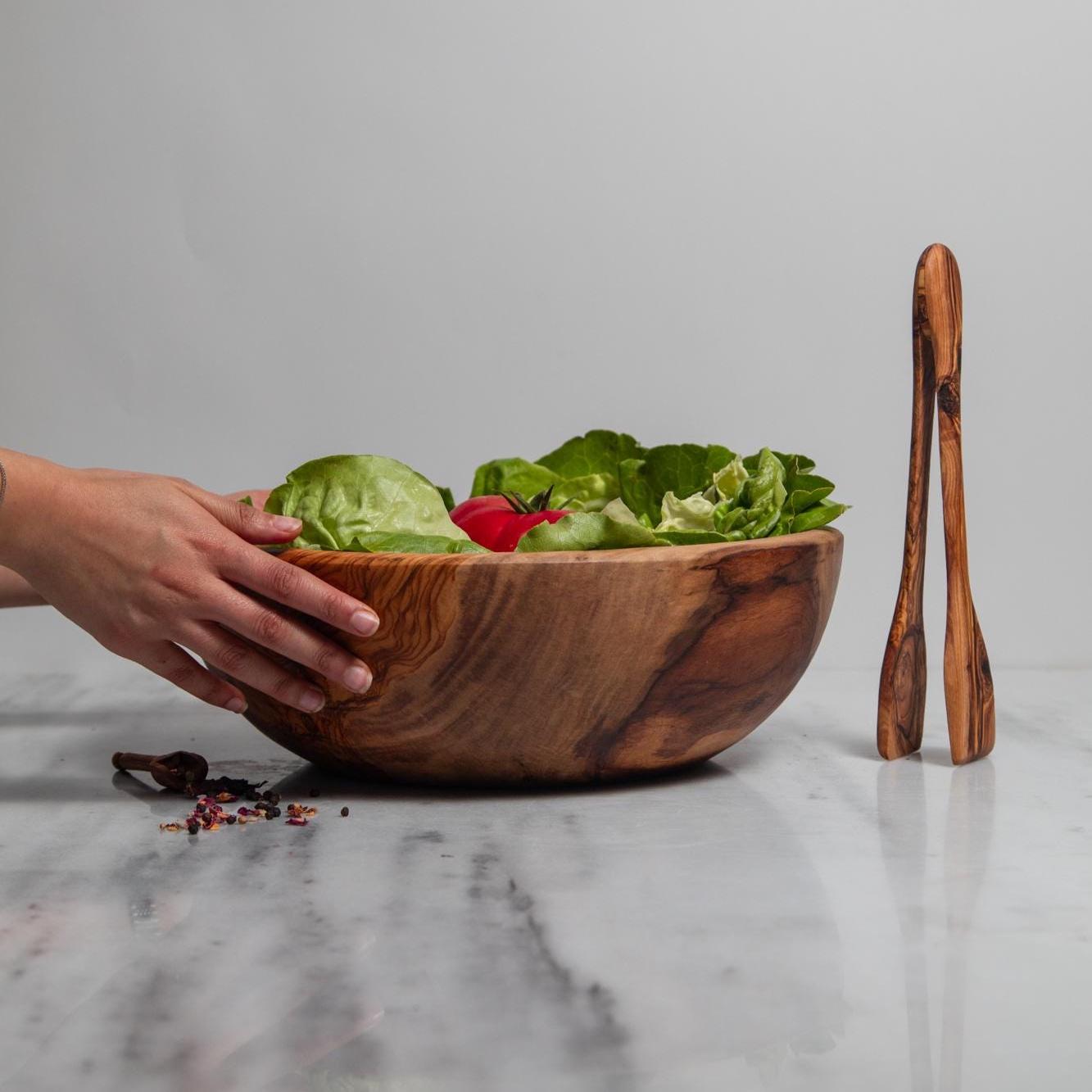 Handmade Olive Wood Bowl – Polished Natural Bowl – Woodcraft – Salad Snack Dish – Eco-Friendly Kitchen Decor – Gift for Foodies