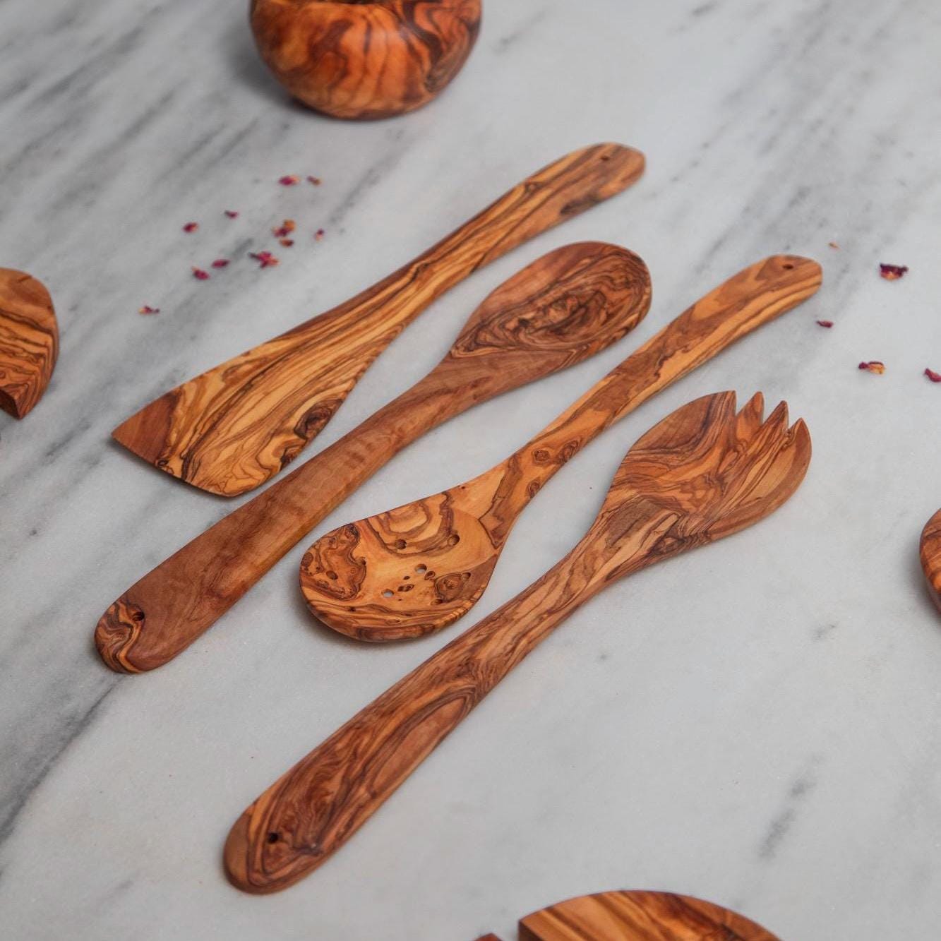 Olive Wood Utensil Set with Holder – Essential Kitchen Tools, Unique and Eco-Friendly Gift