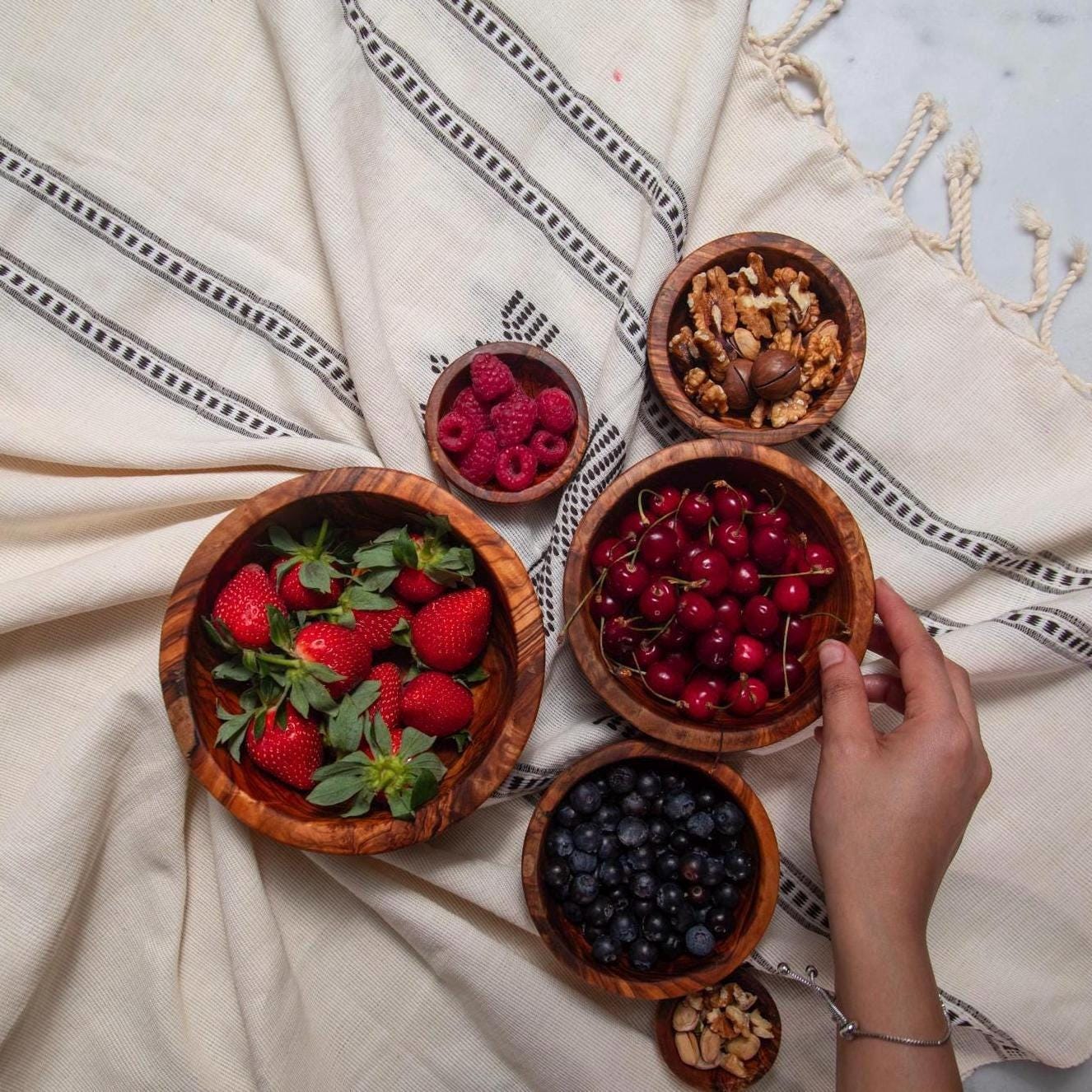 Handmade Olive Wood Small Bowl Set – Rustic Snack & Fruit Bowls (Set of 6)