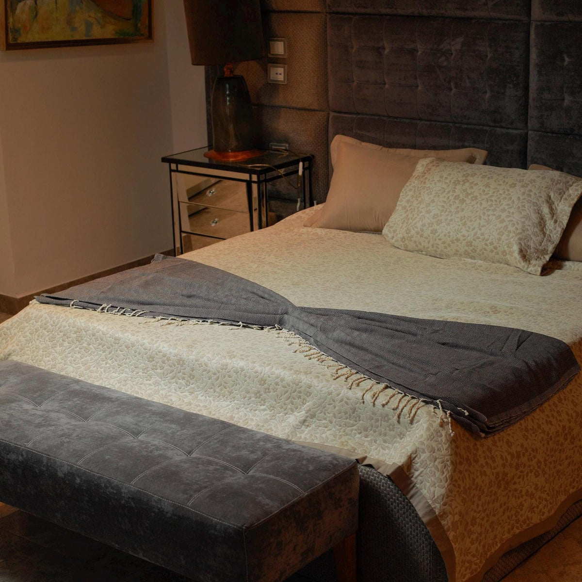 Handwoven Linen Throw: Natural Flax, Rustic Tunisian Decor