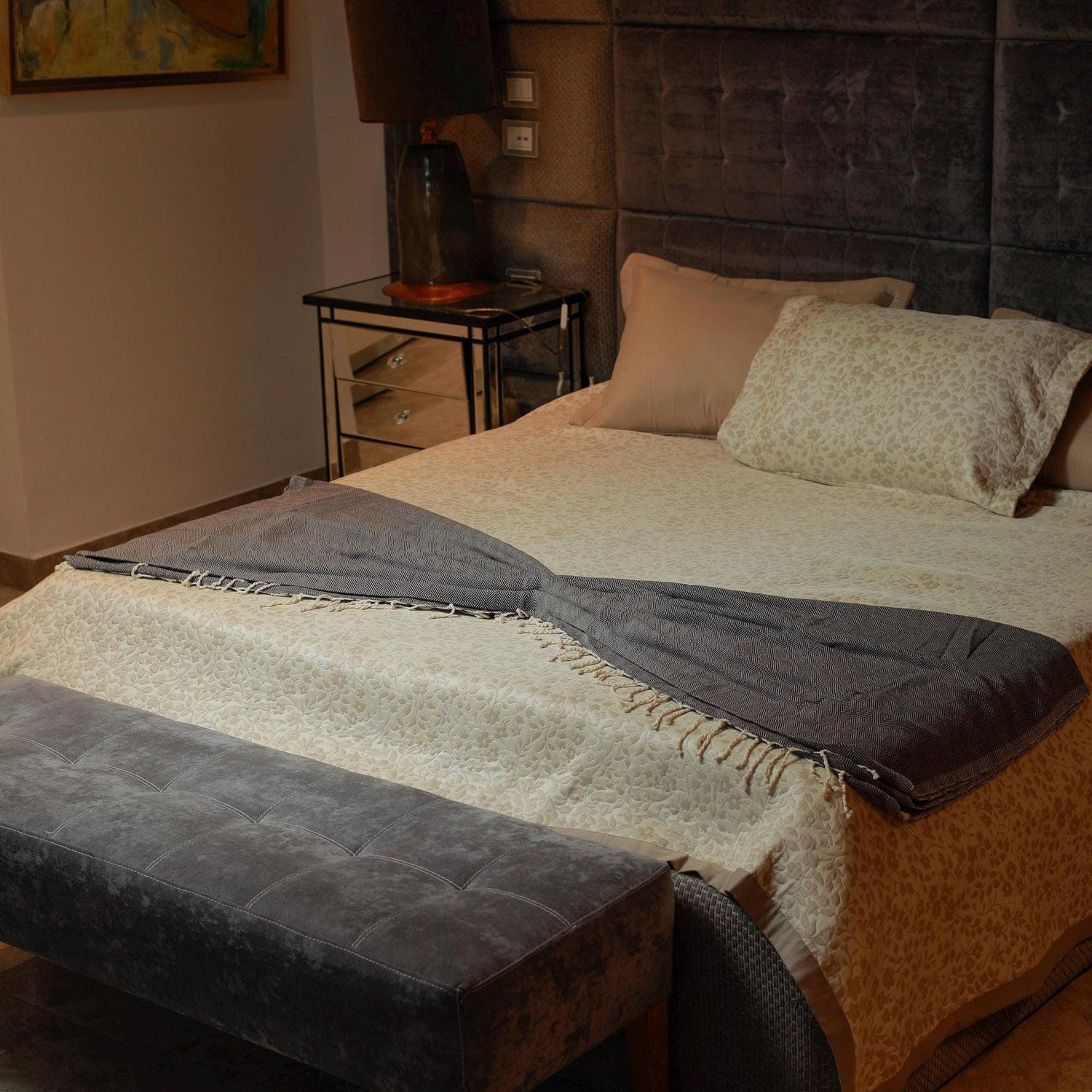 Handwoven Linen Throw: Natural Flax, Rustic Tunisian Decor