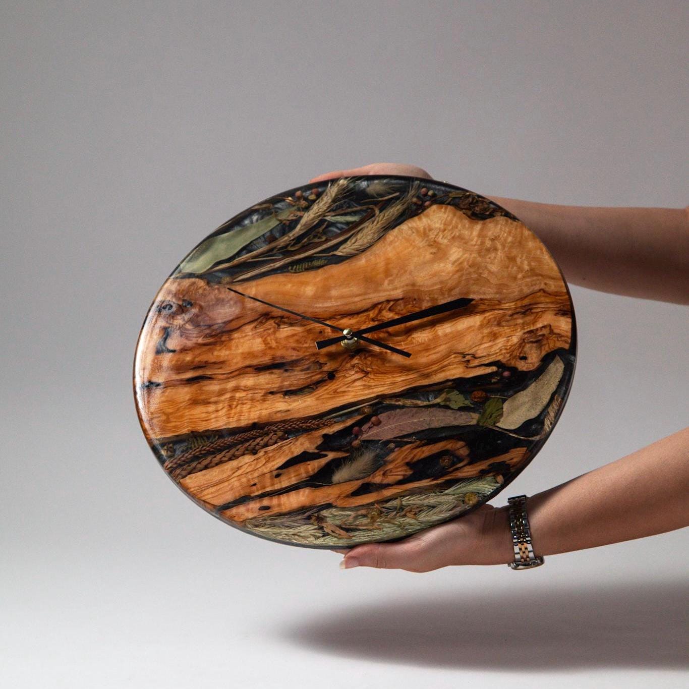 Acrylic Wall Clock – Koa Wood Grain & Epoxy – Handmade Modern Clock – Minimalist Natural Wall Art – Silent Non-Ticking Decor