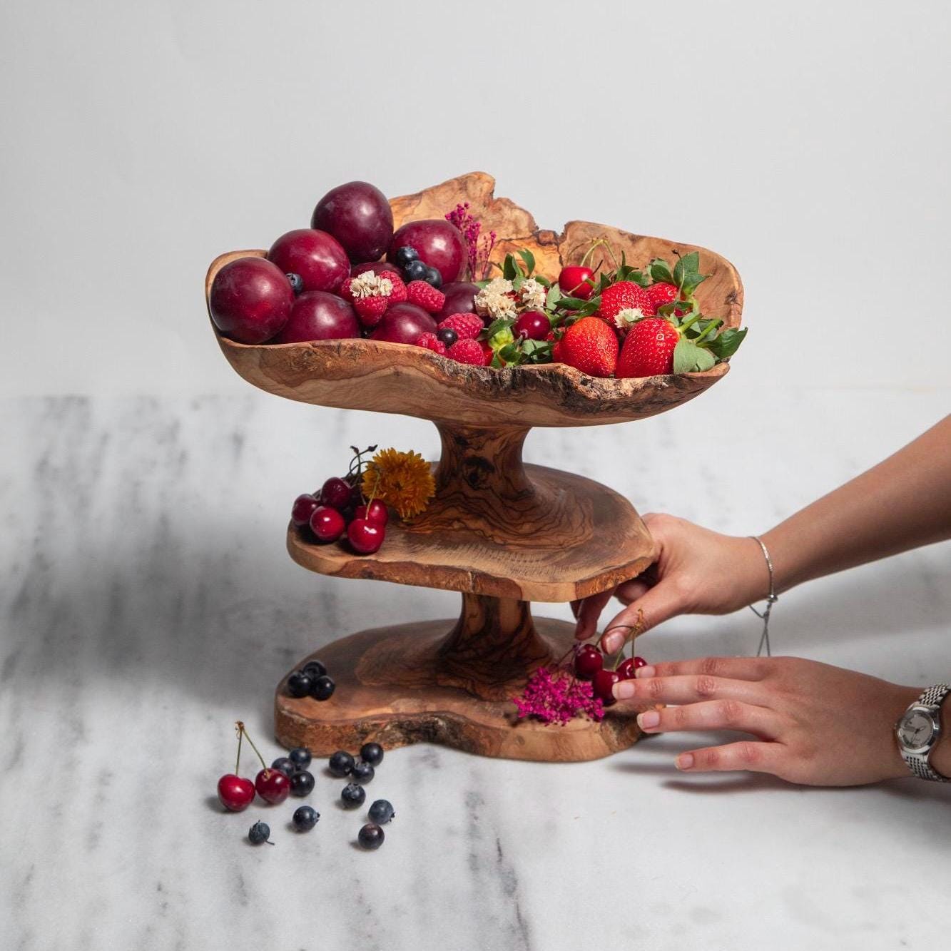 Olive Wood Masterpiece – Handcarved Sculpture Bowl by Grand Artisan