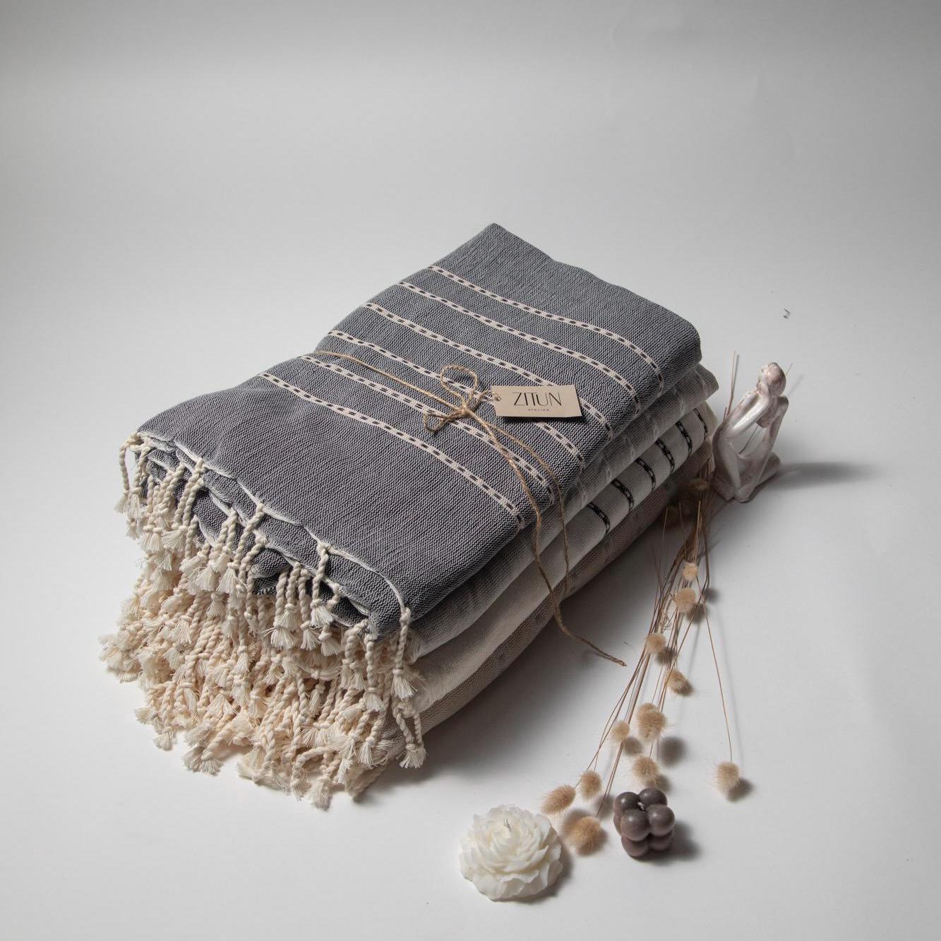 Handwoven Linen Throw: Natural Flax, Rustic Tunisian Decor