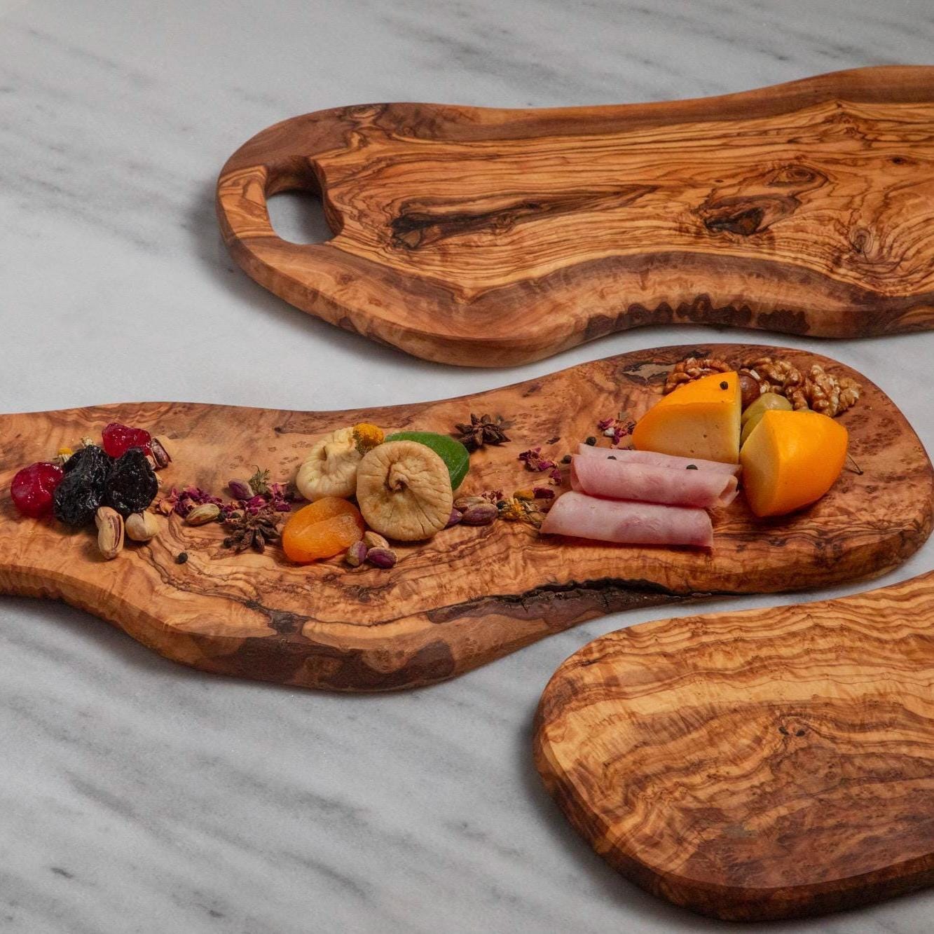 Handcrafted Olive Wood Charcuterie Board: Rustic Kitchen Decor