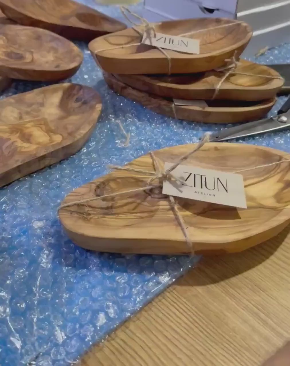 Olive Wood Snack Tray – Handcrafted Artisan Dish with Fork Set