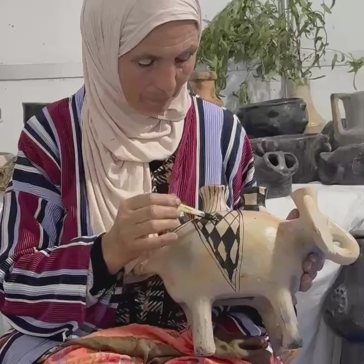 Elephant Candle Holder – Handmade Pottery Decor – Ceramic Elephant Tealight Holder – Boho Home Accent – Spiritual Animal Gift