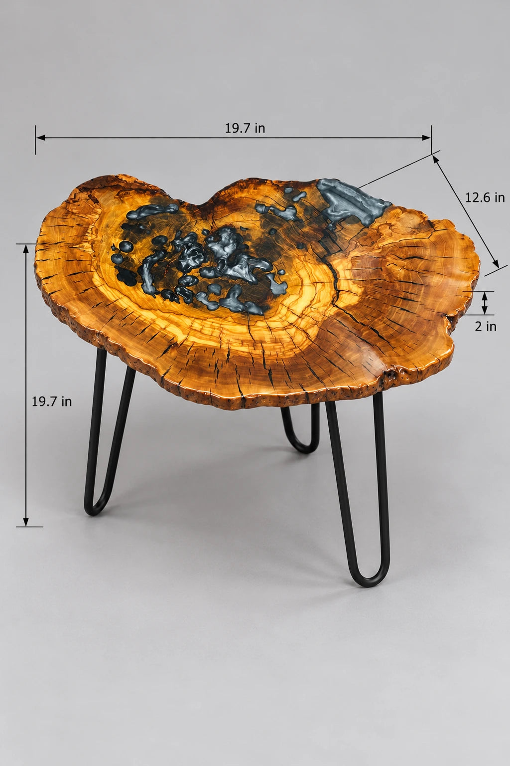 AI-styled view of Zitun Atelier table 092, an olive wood resin side table with black pebble resin, on a light background with measurement annotations.